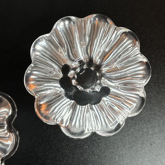 Pair of Vintage Orrefors of Sweden Flower Candle Holders for Mini Tapers Signed - Picture 5 of 13